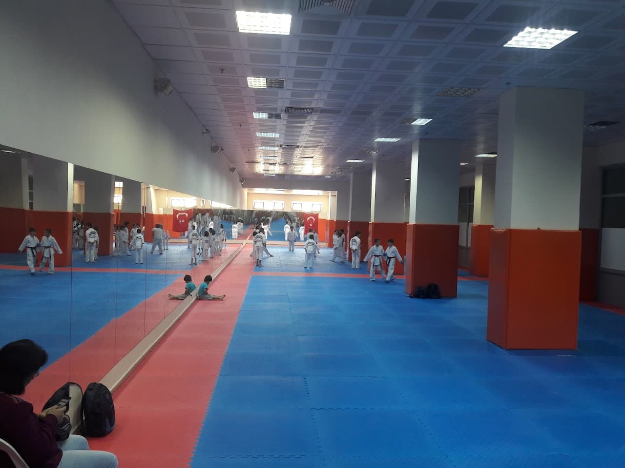 Selçuklu Belediyesi Uluslararası Spor Salonu 4