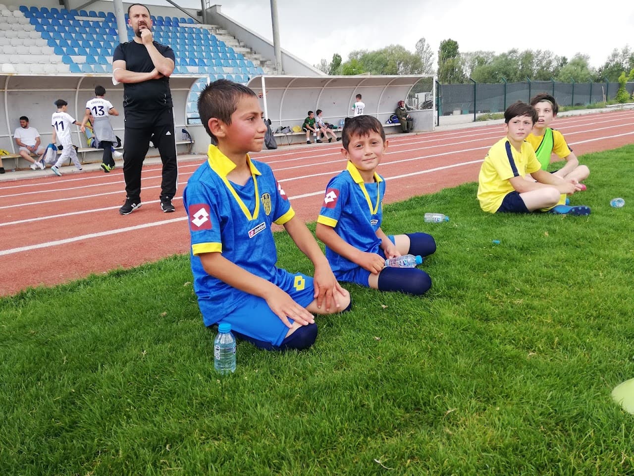 Futbol Sahası (2)