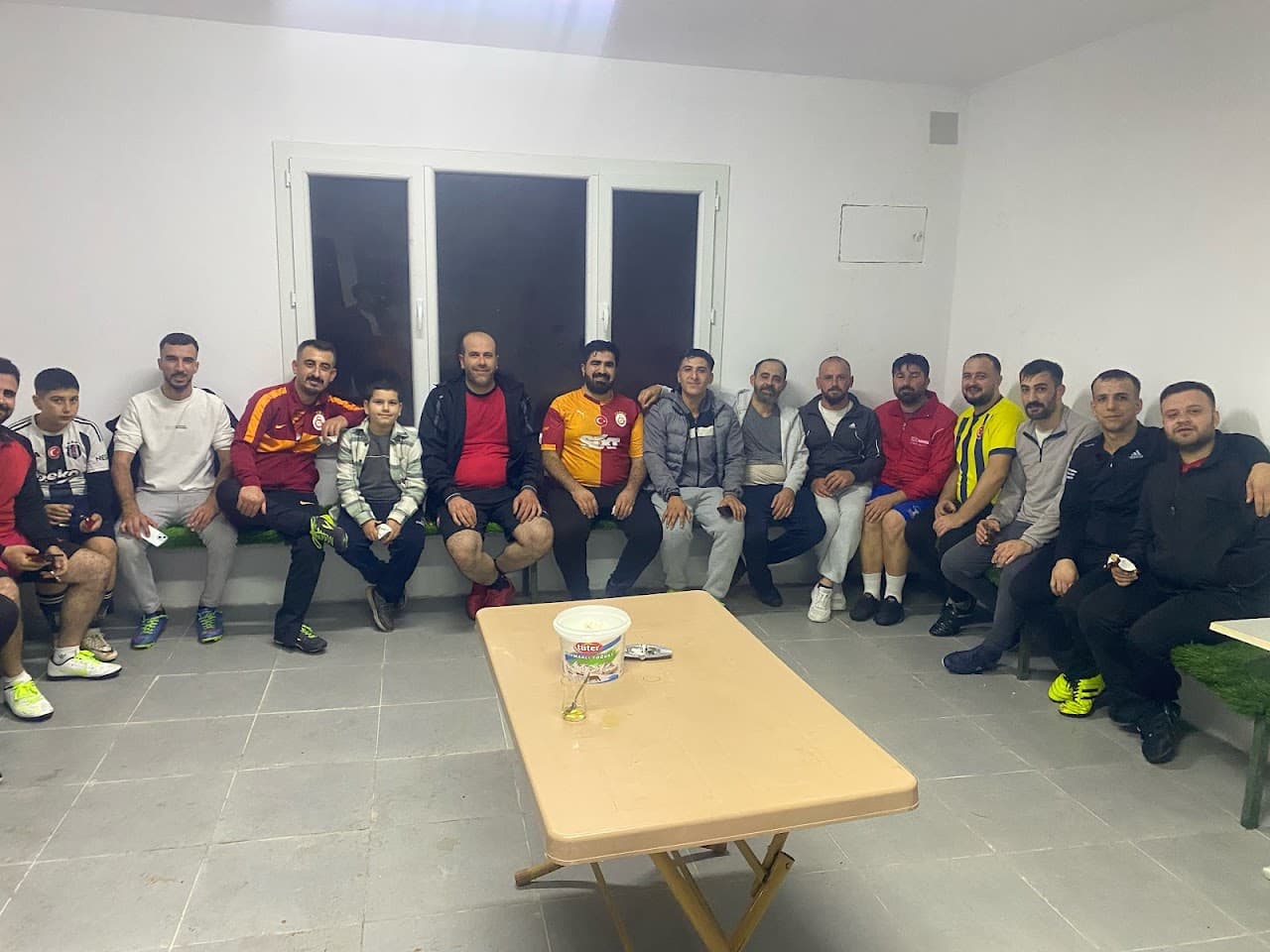 Çetin halı saha 4