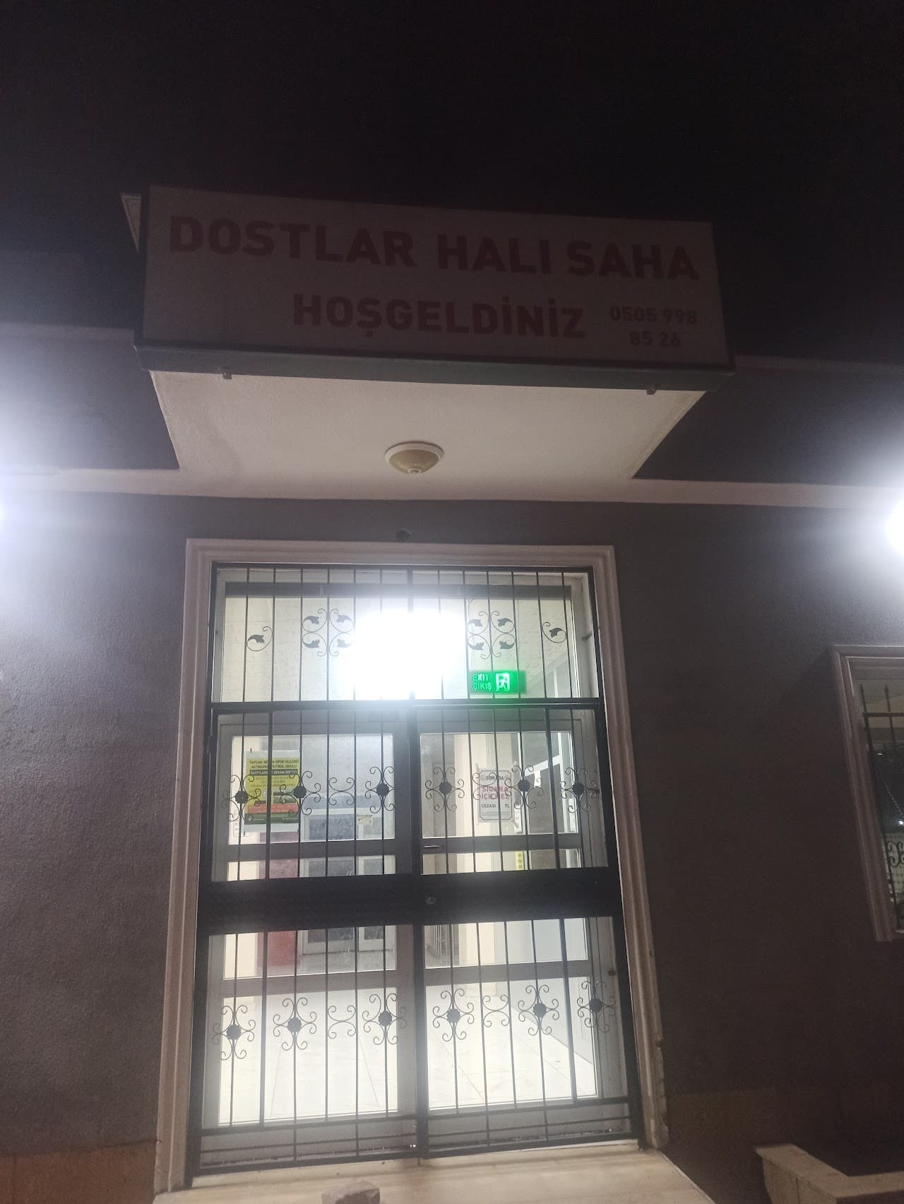Dostlar Halı Saha Spor Tesisleri 2