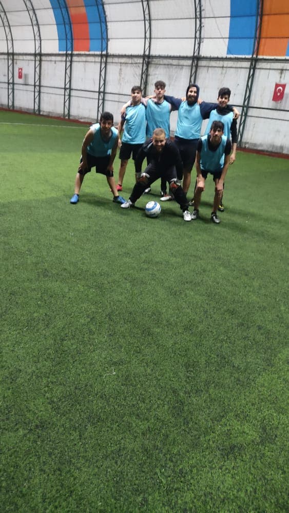 Toprak Hali Saha Kapali Spor Tesisleri 4