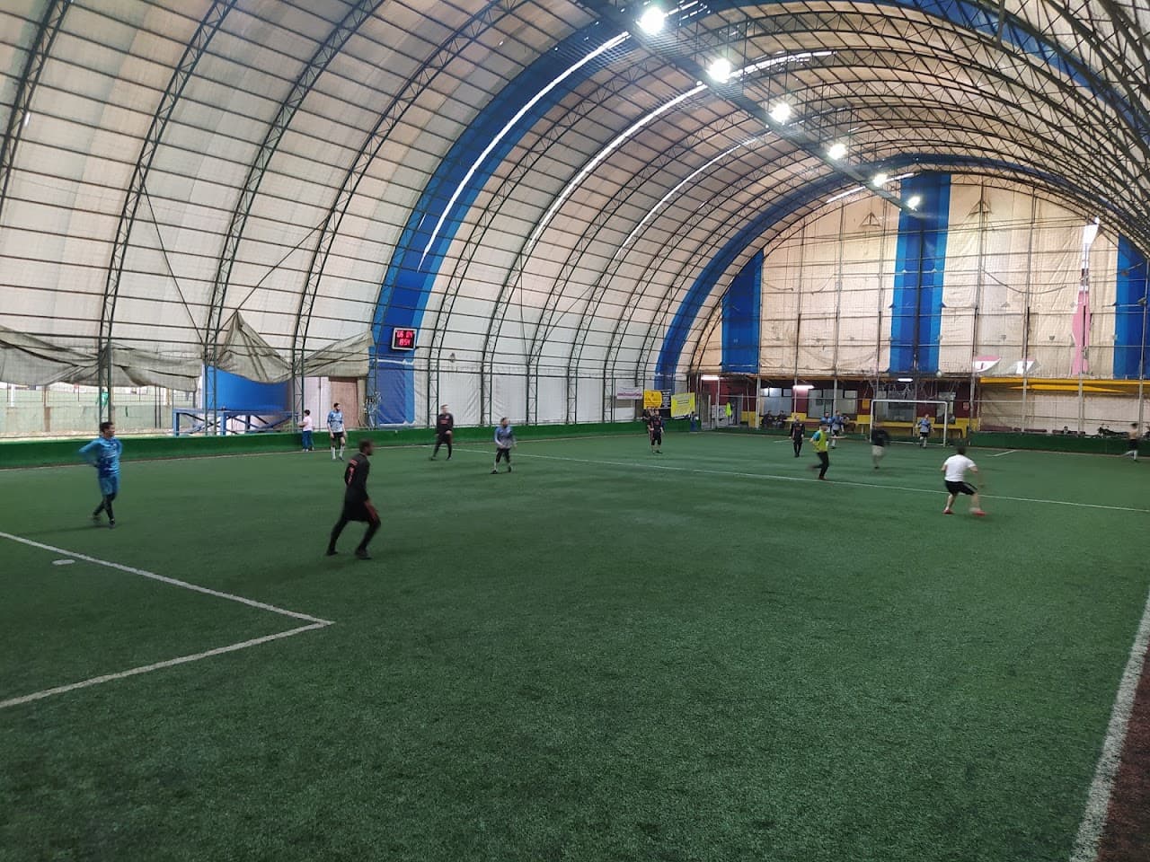 Kurtuluş Spor Halı Saha Tesisleri 2