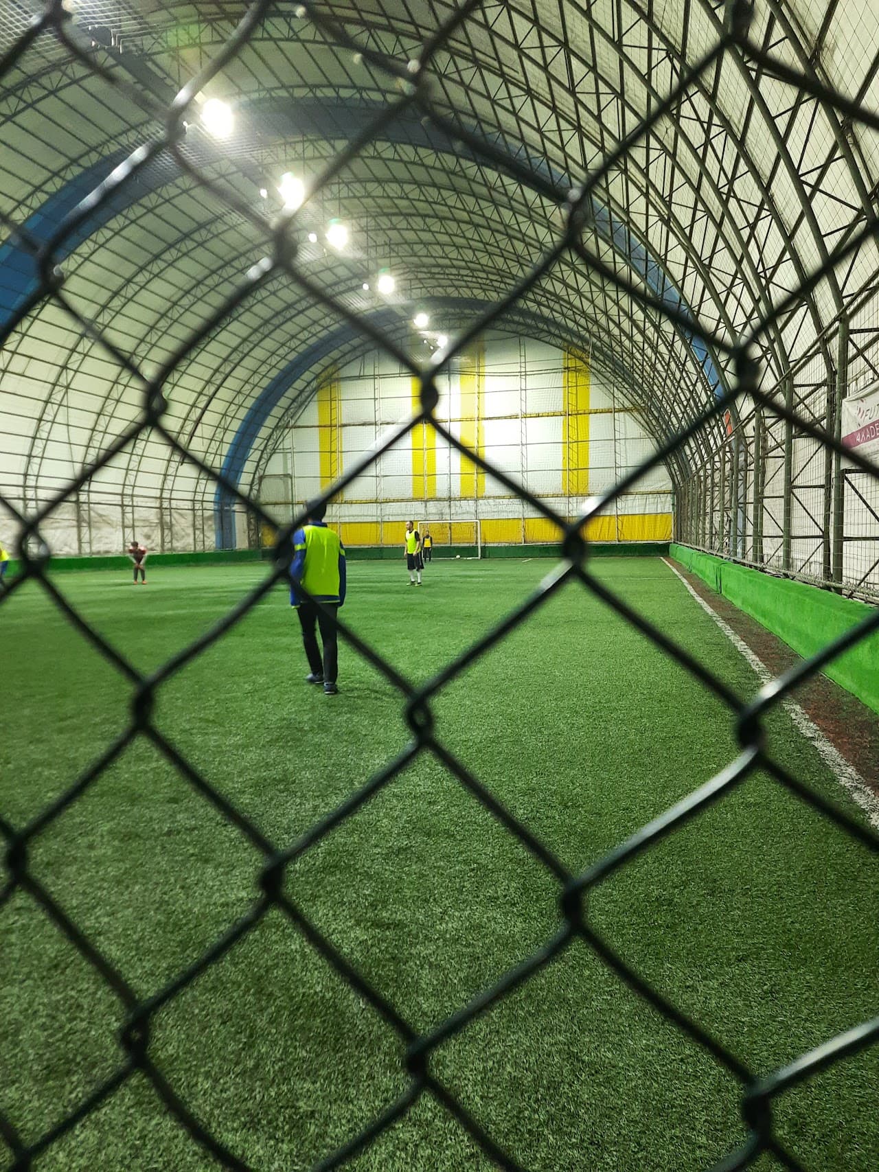 Kurtuluş Spor Halı Saha Tesisleri 5