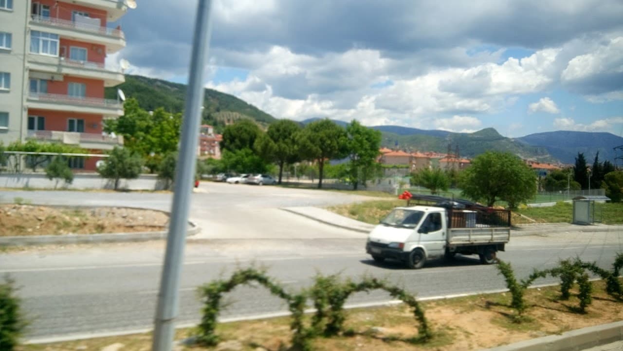 Bülent Akça Futbol Sahası 4