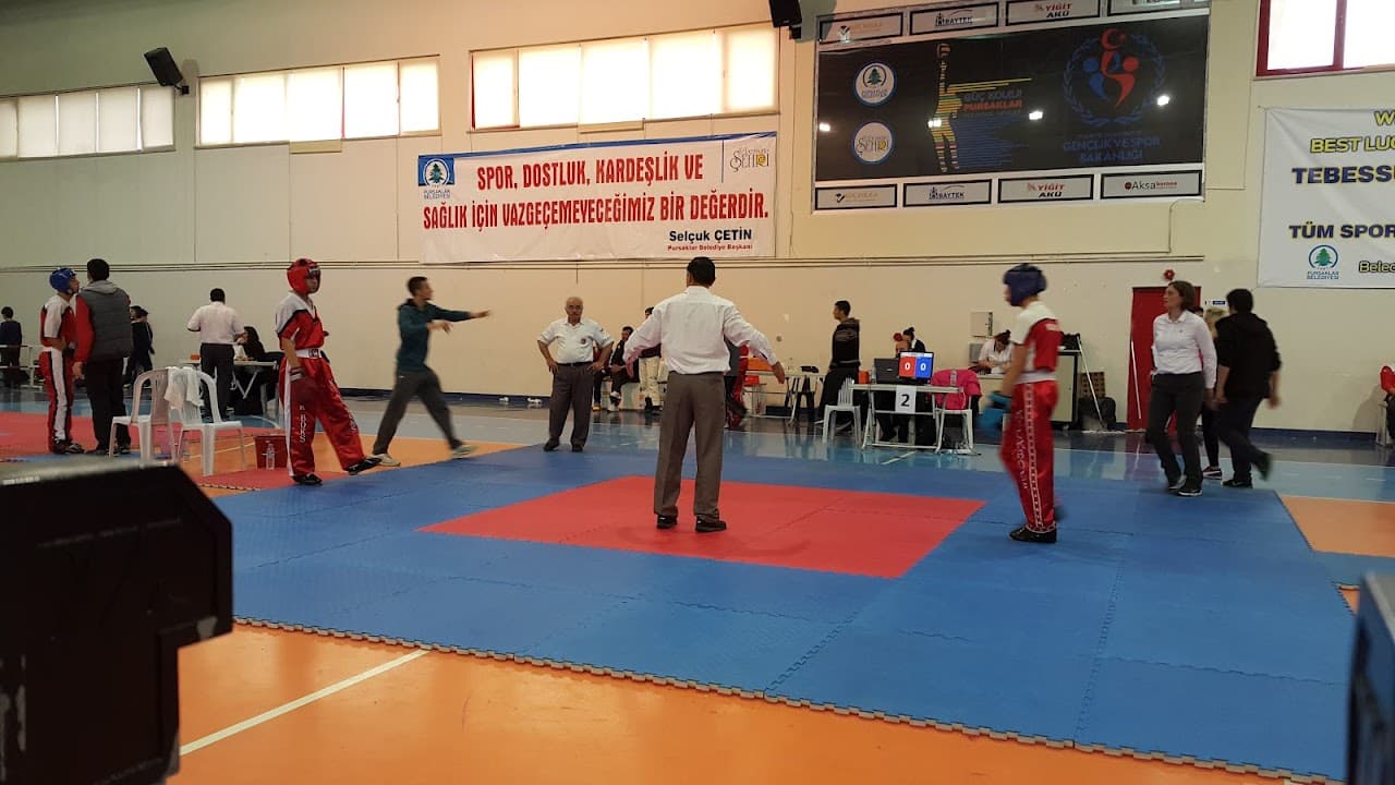 Pursaklar Kapalı Spor Salonu 2