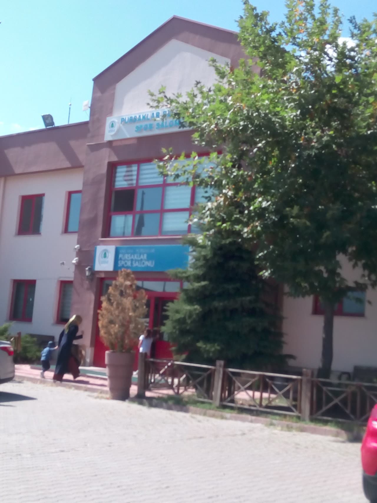 Pursaklar Kapalı Spor Salonu 5