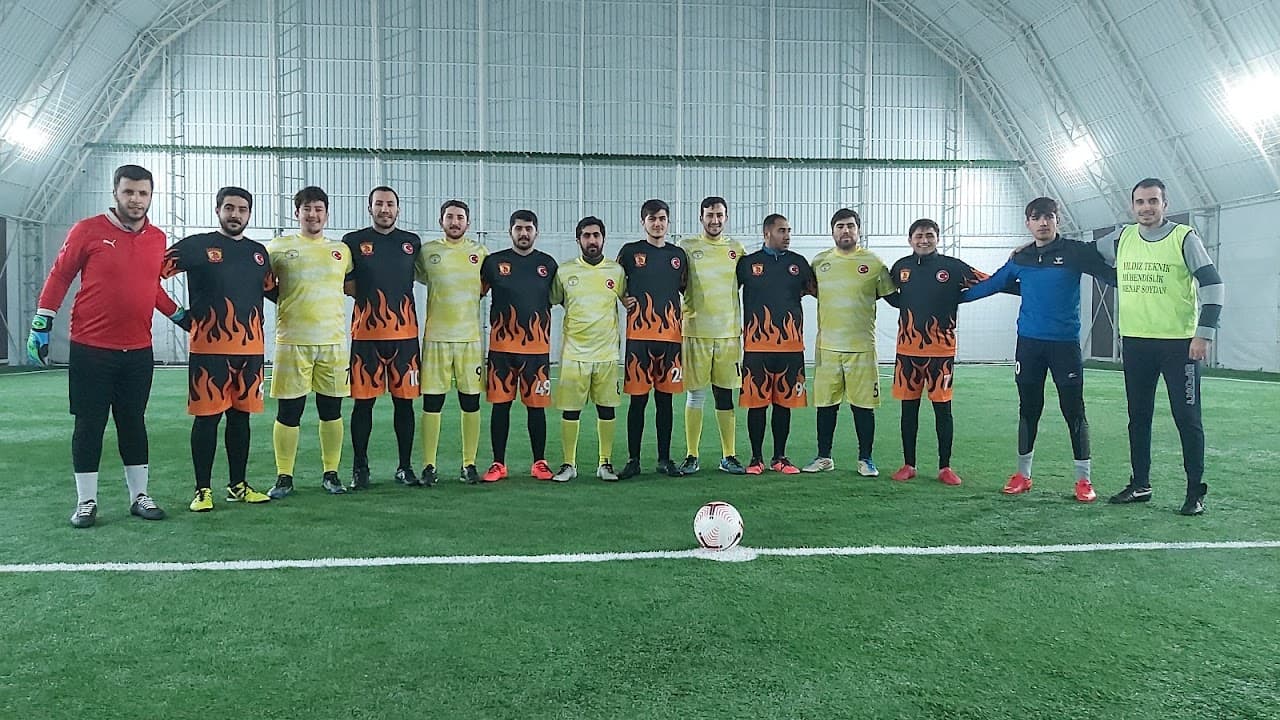 Maraton Halı Saha Muş 2