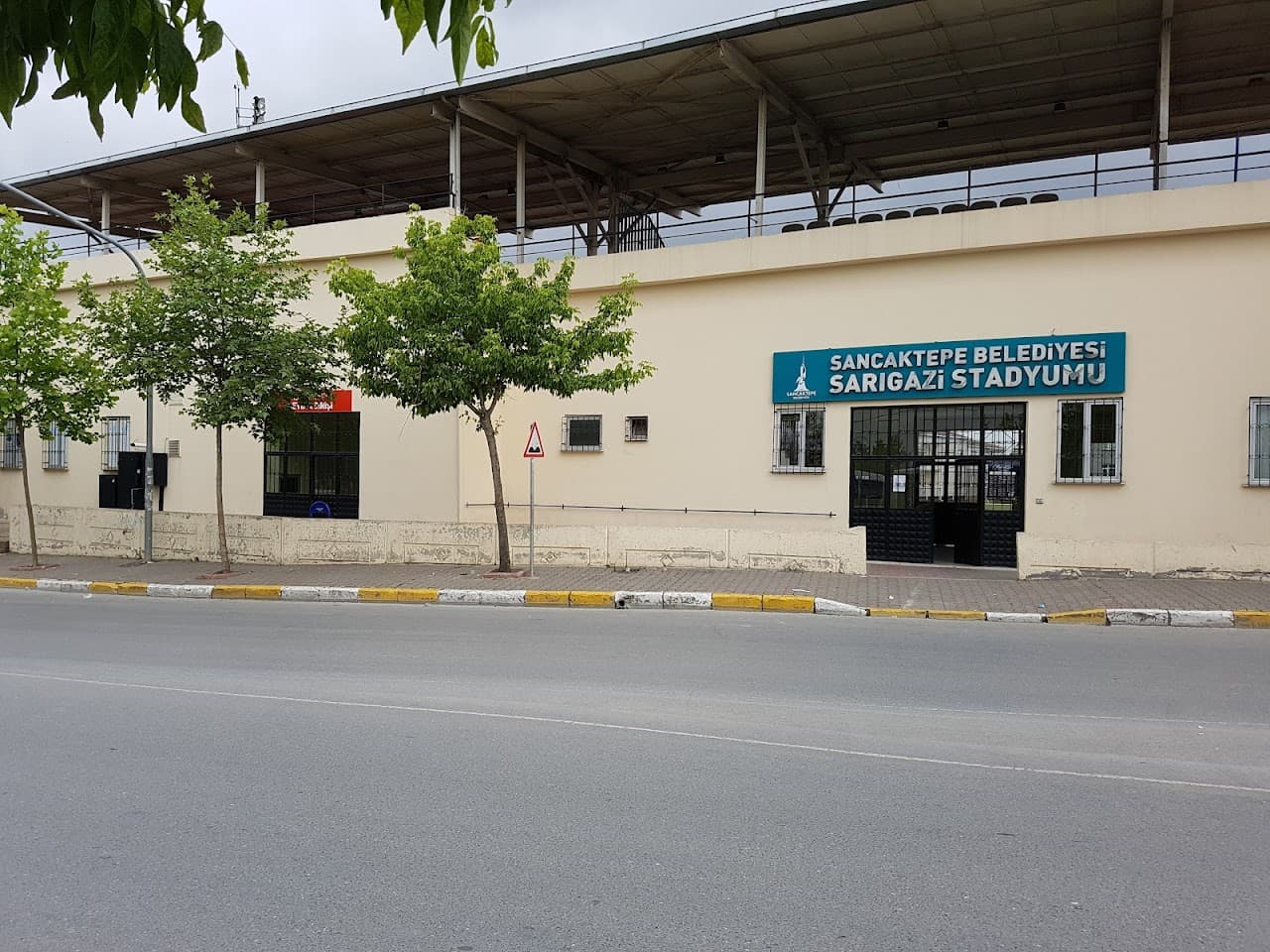 SANCAKTEPE BELEDİYESİ SARIGAZİ STADYUMU 3