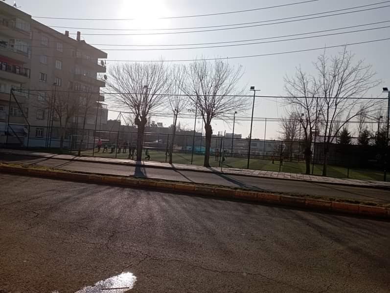 Halı Saha (2)