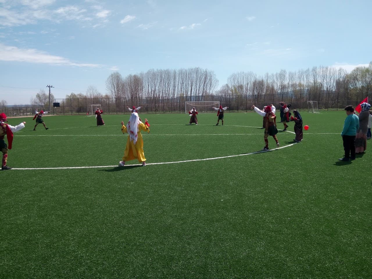 çavdarhisar futbol sahası 3