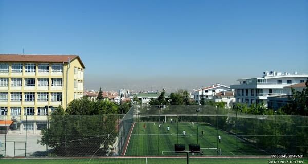 Cumhuriyet Anadolu Lisesi Halı Saha Tesisleri 4