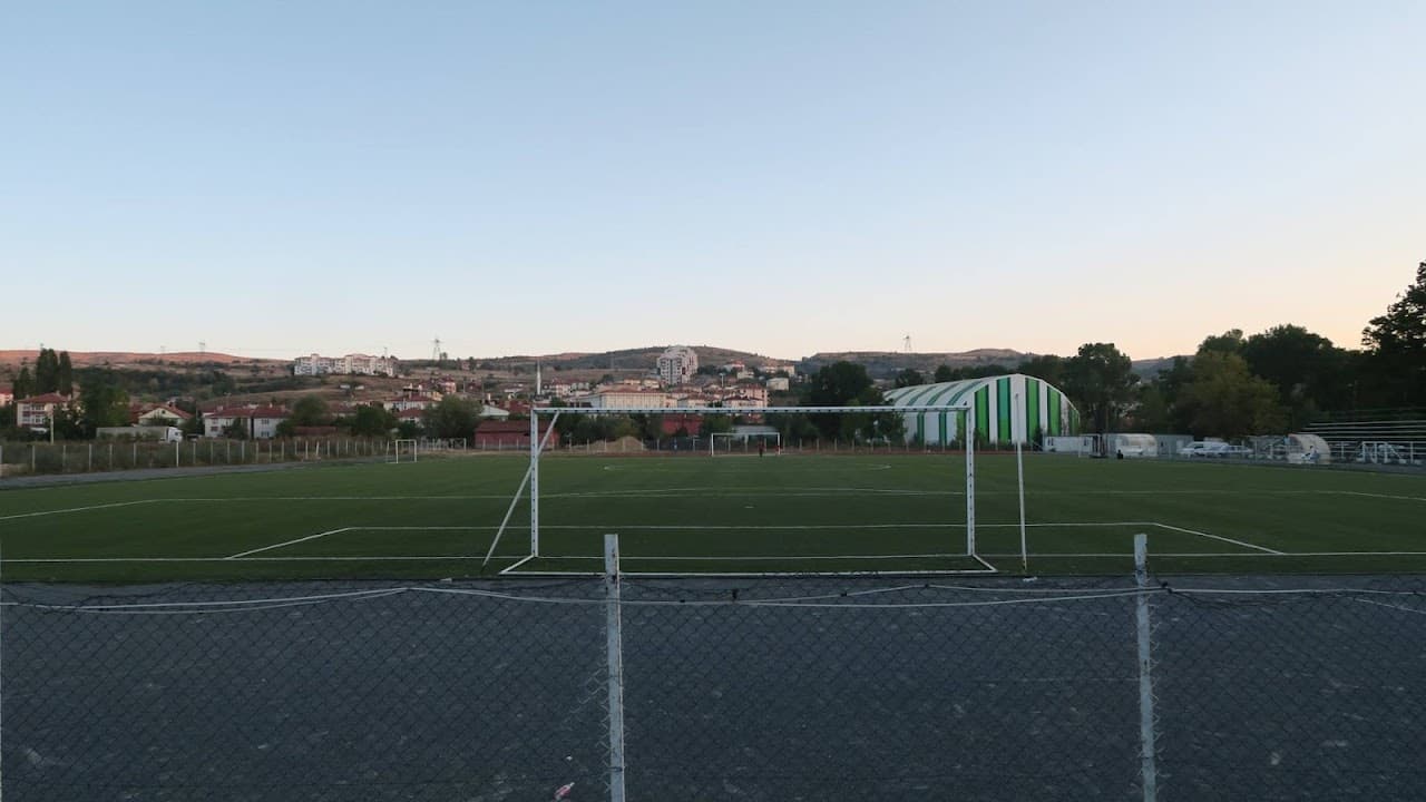 Futbol Sahası (2) 5