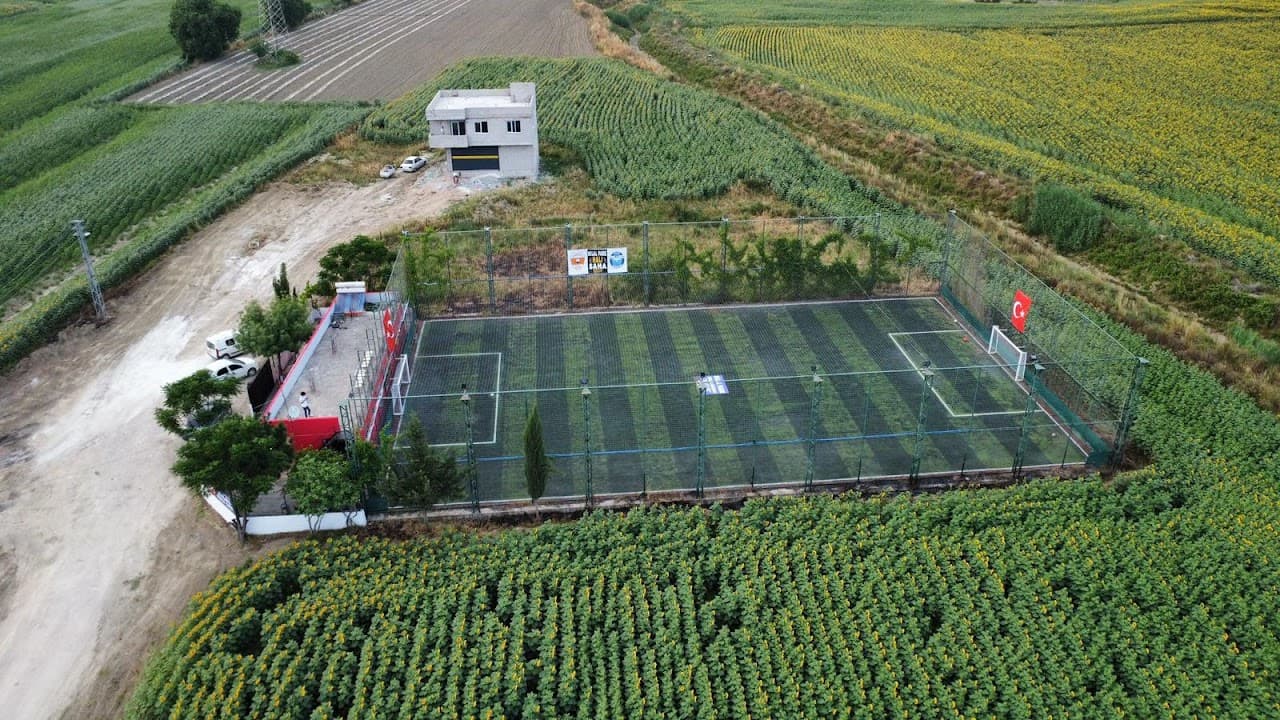 Hilal park halı saha var sistemi mevcuttur 2