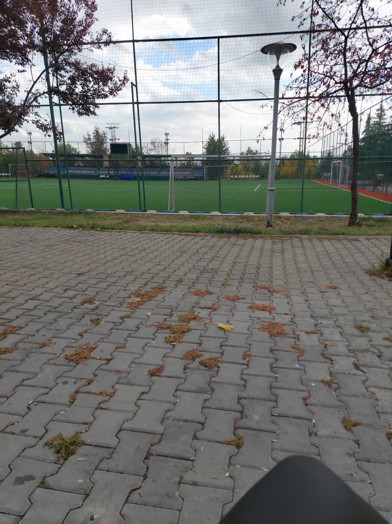 Batıkent Aybesk Halı Saha Tesisleri 3