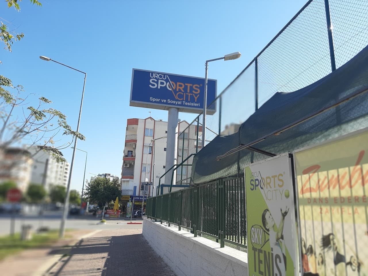Karnaval hali saha& karsiyaka futbol akedemisi 2
