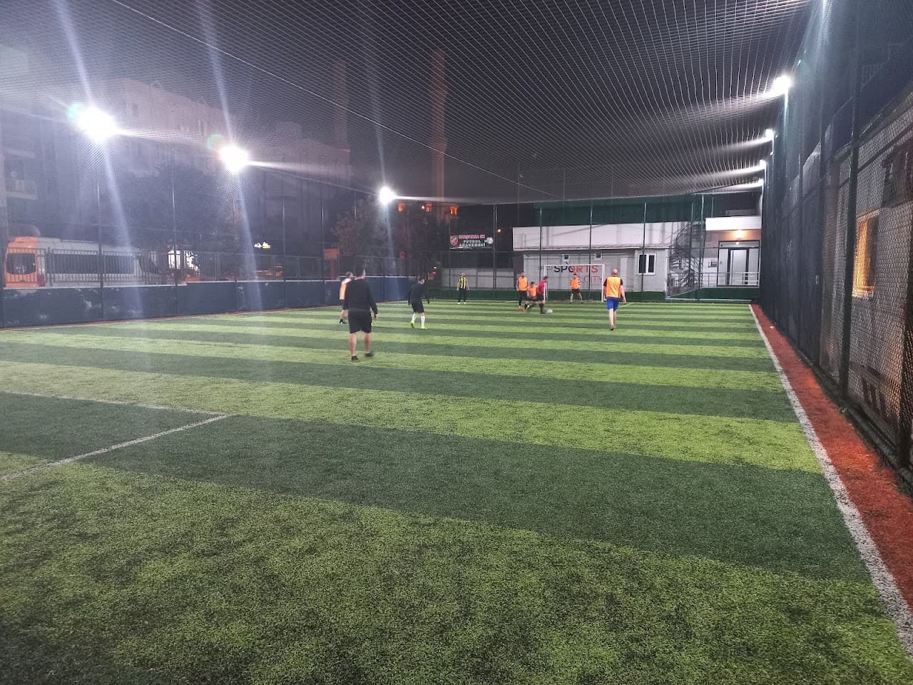 Karnaval hali saha& karsiyaka futbol akedemisi 5