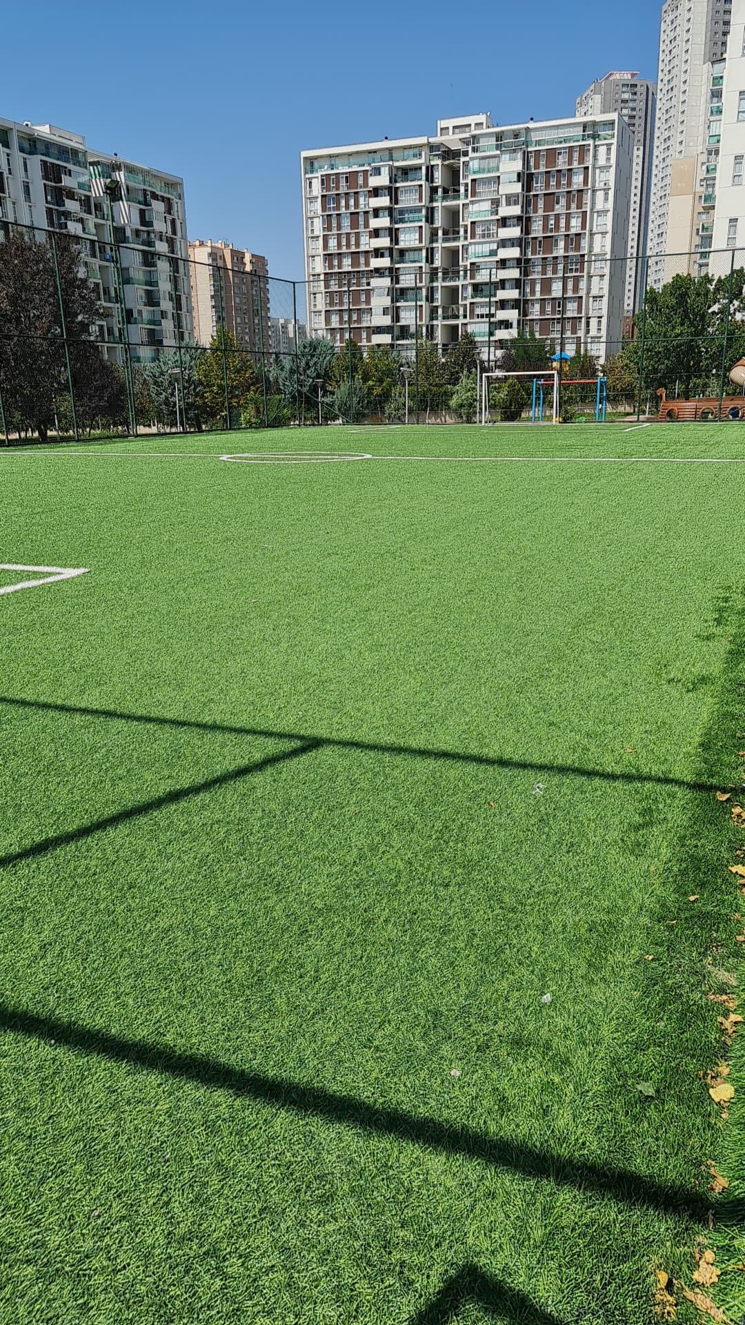 Hacim Kamoy Parkı Halı Saha 4