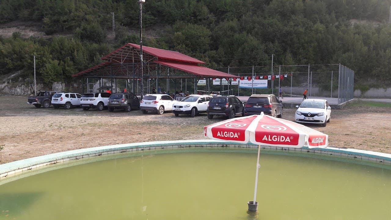 Halı Saha (2) 3