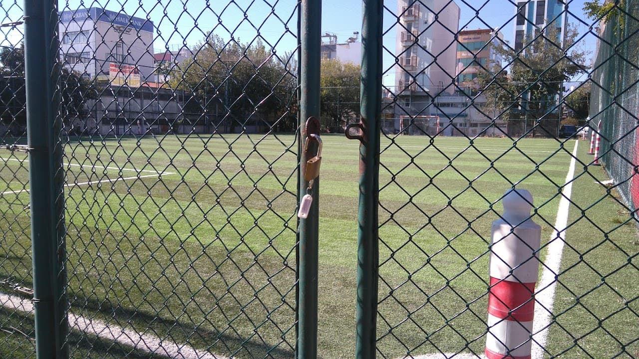 Eski Sanayi Halısaha Spor Tesisleri 3
