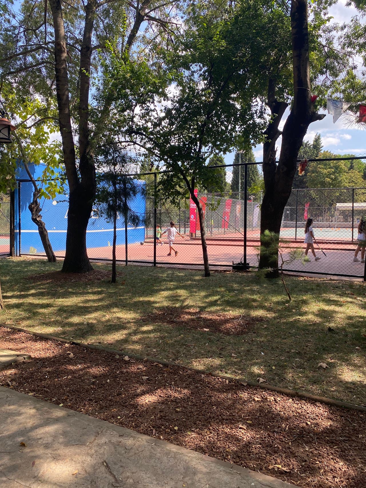 Tuzla Belediyesi Mercan Şehir Parkı ve Spor Tesisi 4