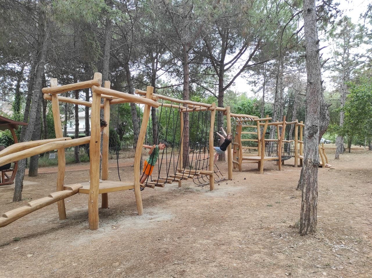 Tuzla Belediyesi Mercan Şehir Parkı ve Spor Tesisi 5