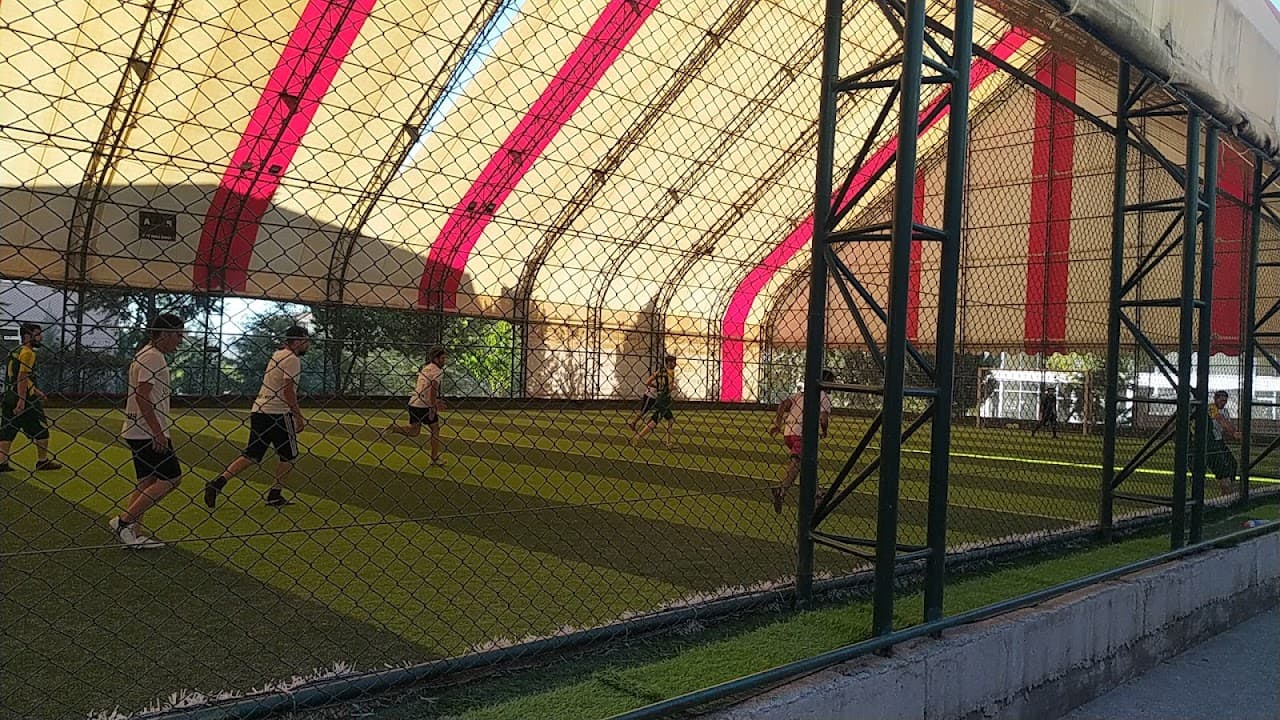 Elit Halı Saha 5