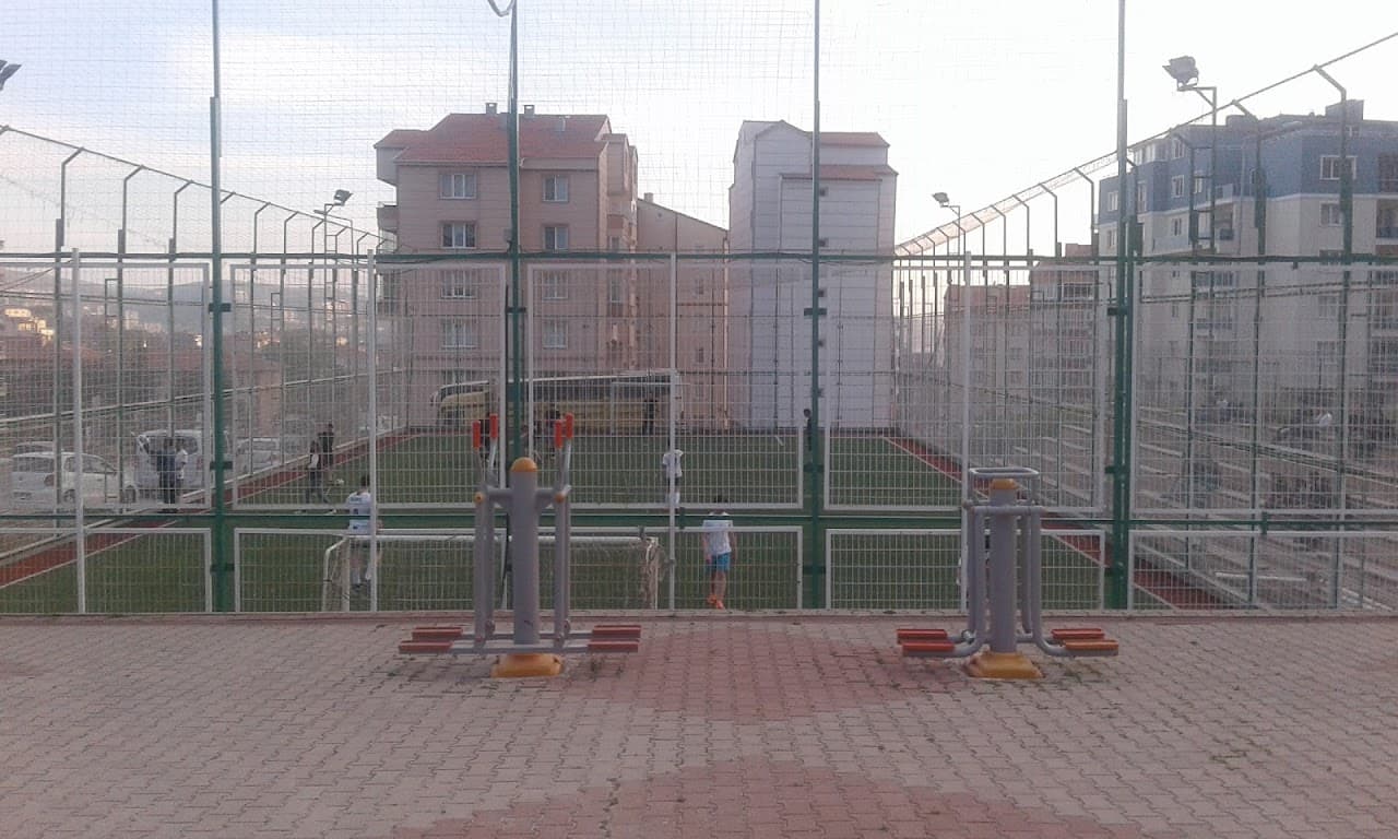 Halı Saha (2)