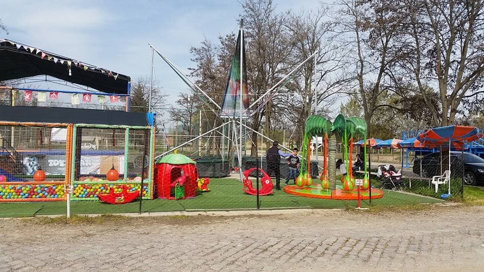 Ahmetcik oyun parkı ve halısaha 4
