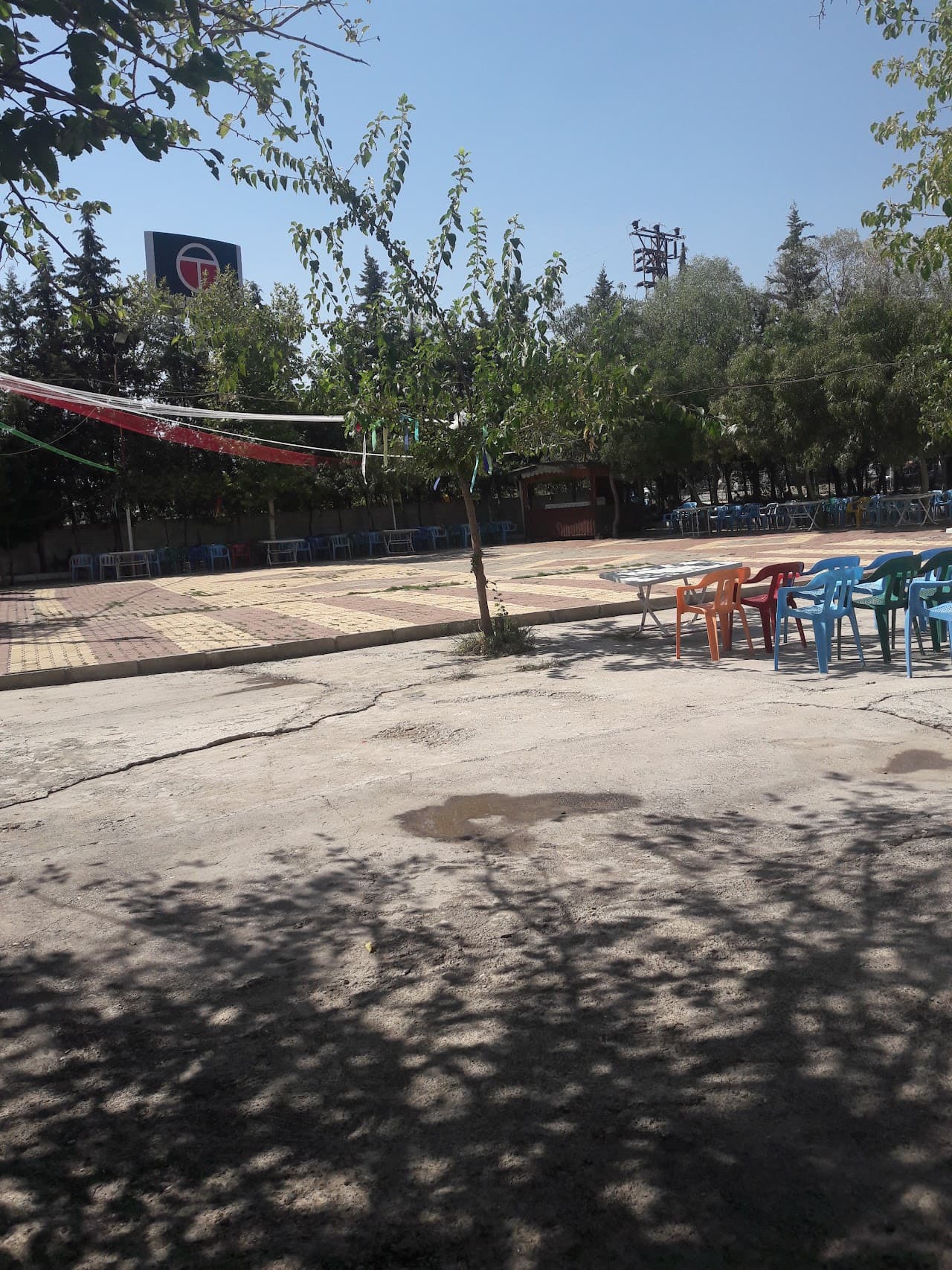 Kahta Arıkent Halı Saha 2