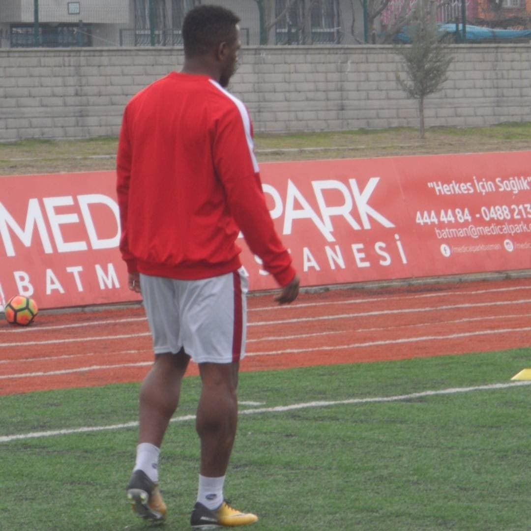 19 Mayıs Futbol Sahası 5