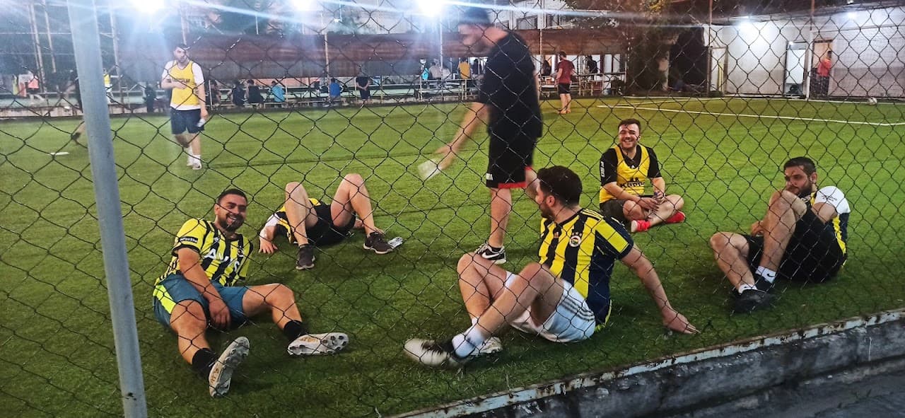 Mavi Bulvar Halı Saha 3