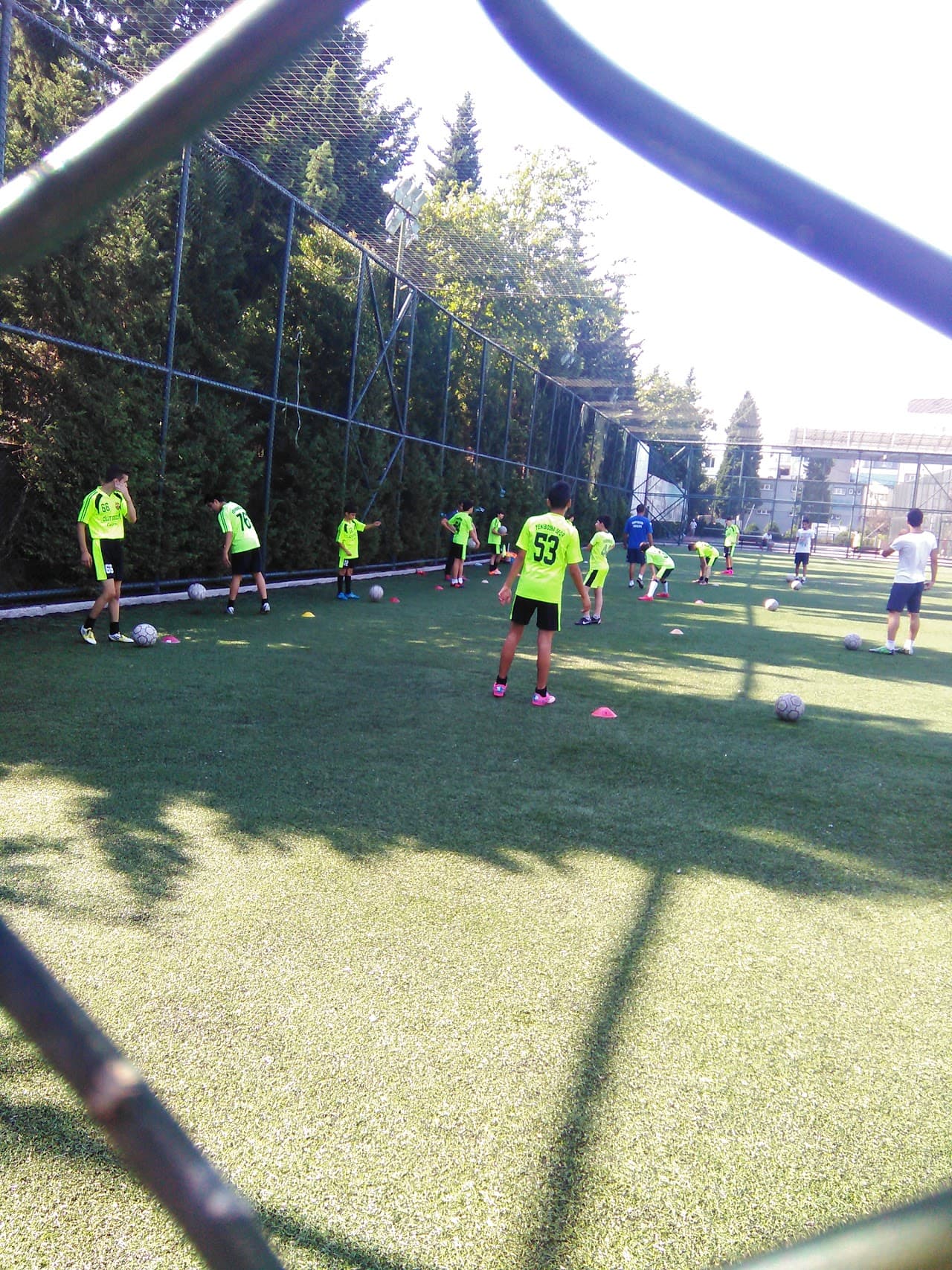 Bahçelievler Yenibosna Spor Kulübü Derneği