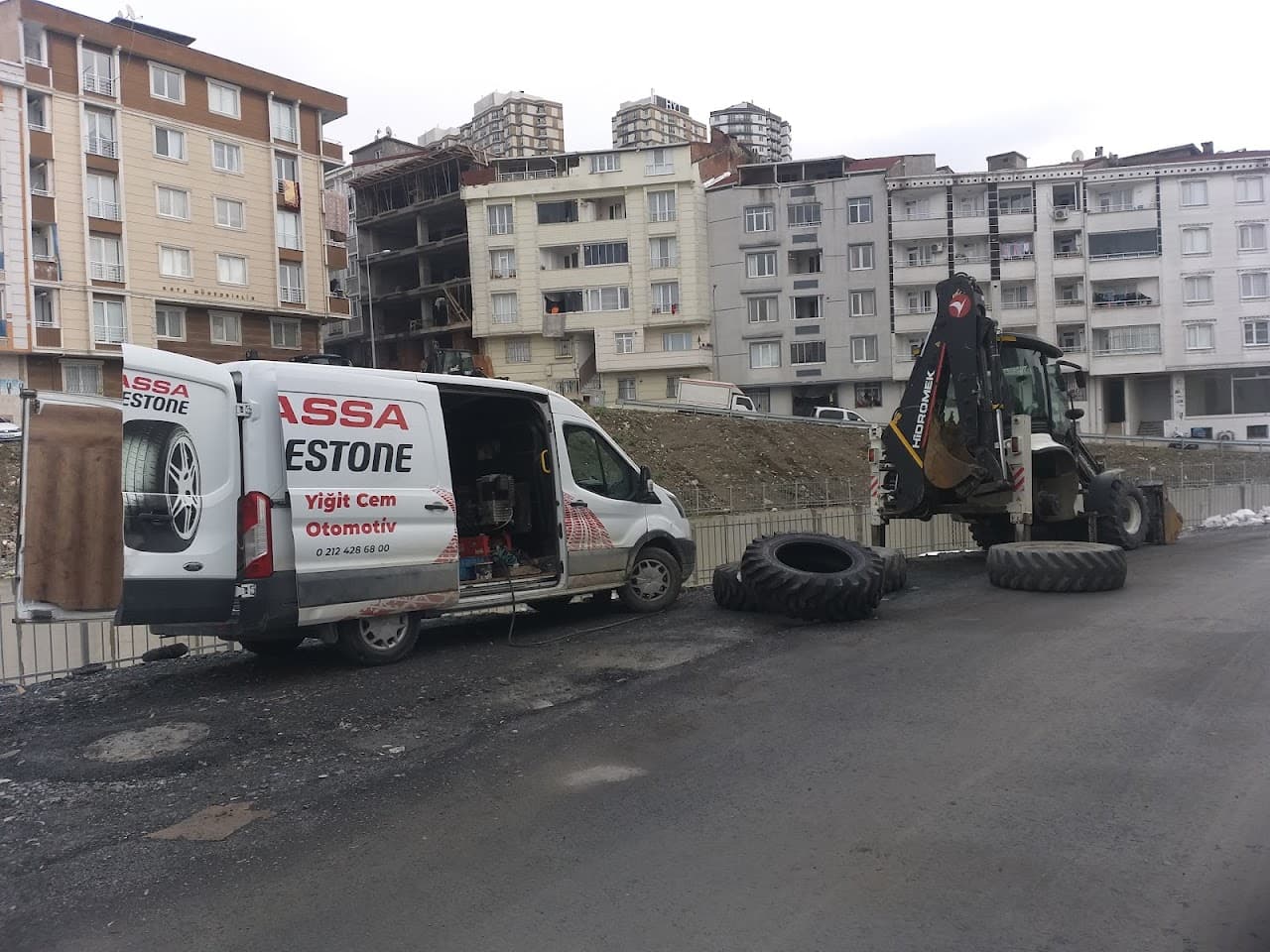 5 Mevsim Derneği Halı Saha ve Spor Parkı 4