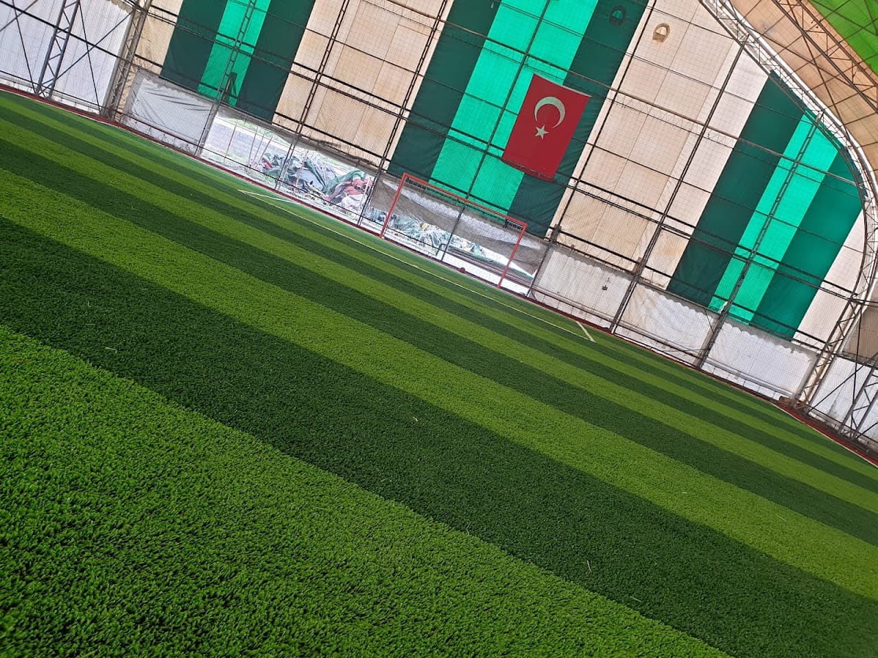 Mert Halı Saha 5