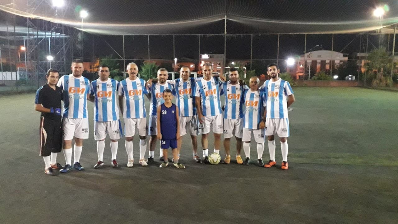 Şöhretler Halı Saha 4