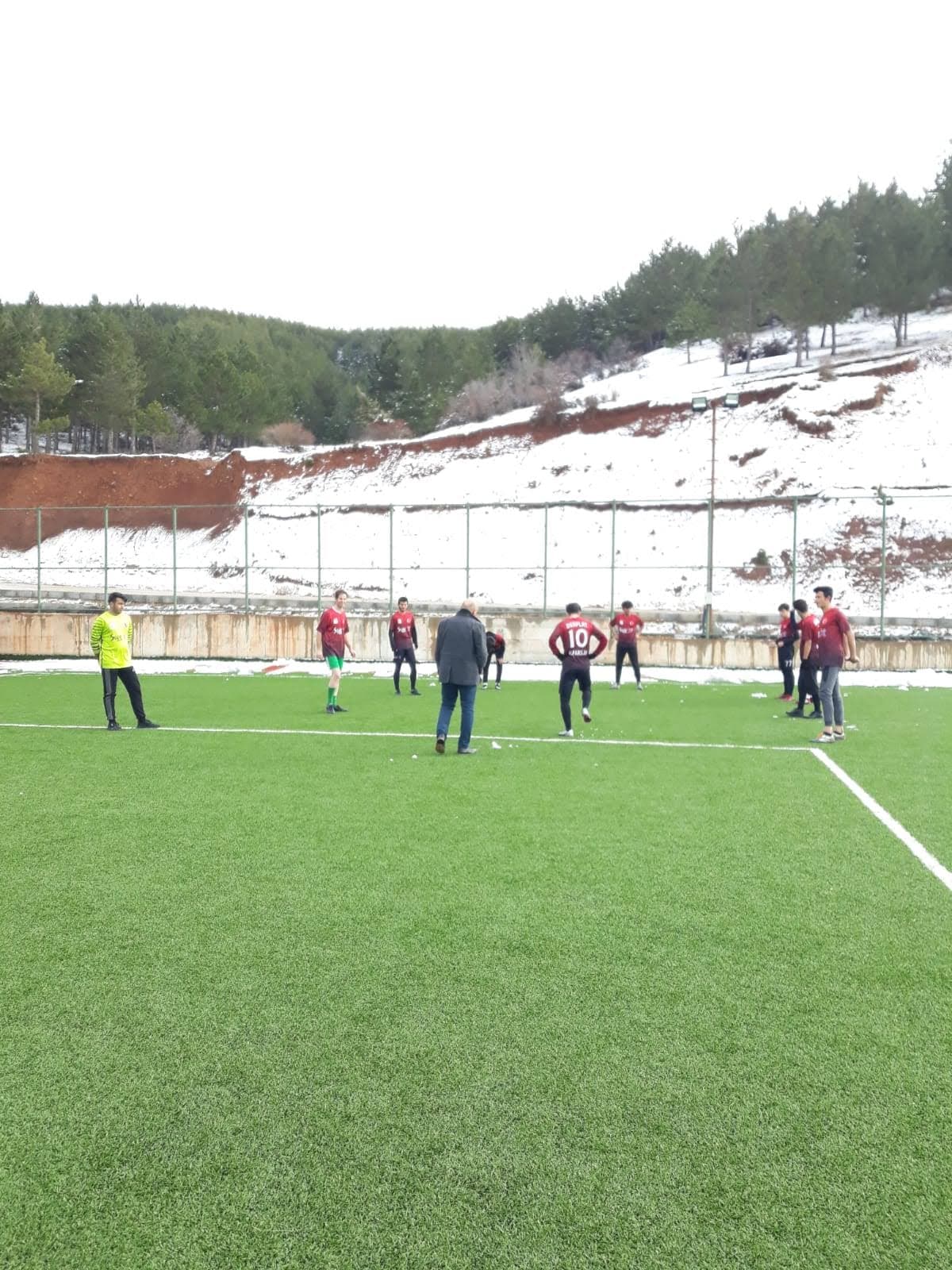 Derbent Belediyesi Spor Kompleksi 3