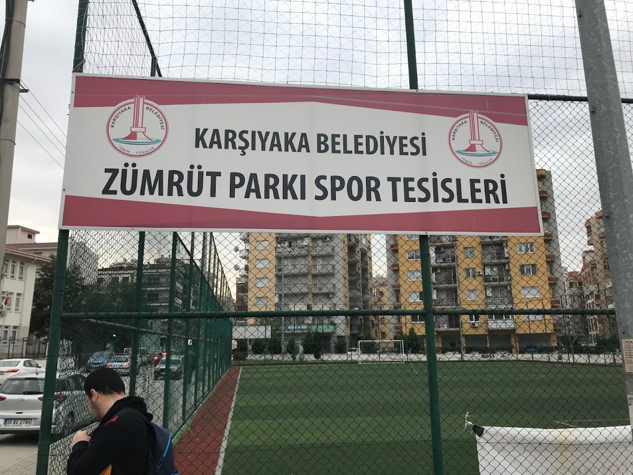Karşıyaka Belediyesi Zümrüt Parkı Spor Tesisleri 2