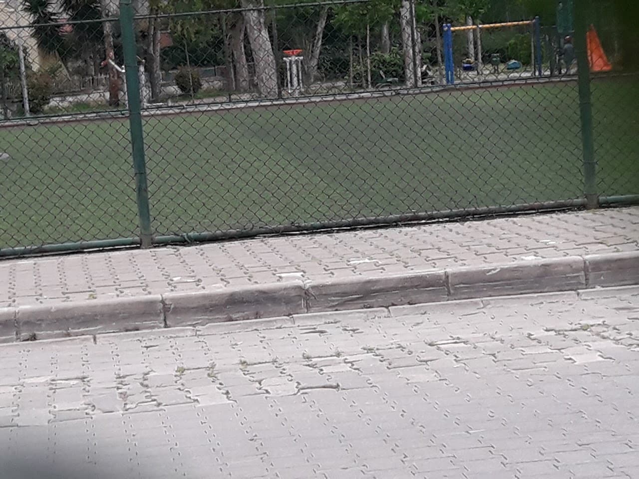 Karşıyaka Belediyesi Zümrüt Parkı Spor Tesisleri 3