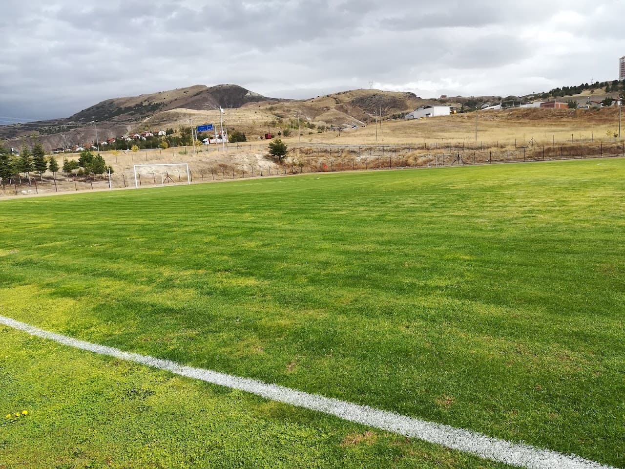 Ayaş Futbol Stadı 4