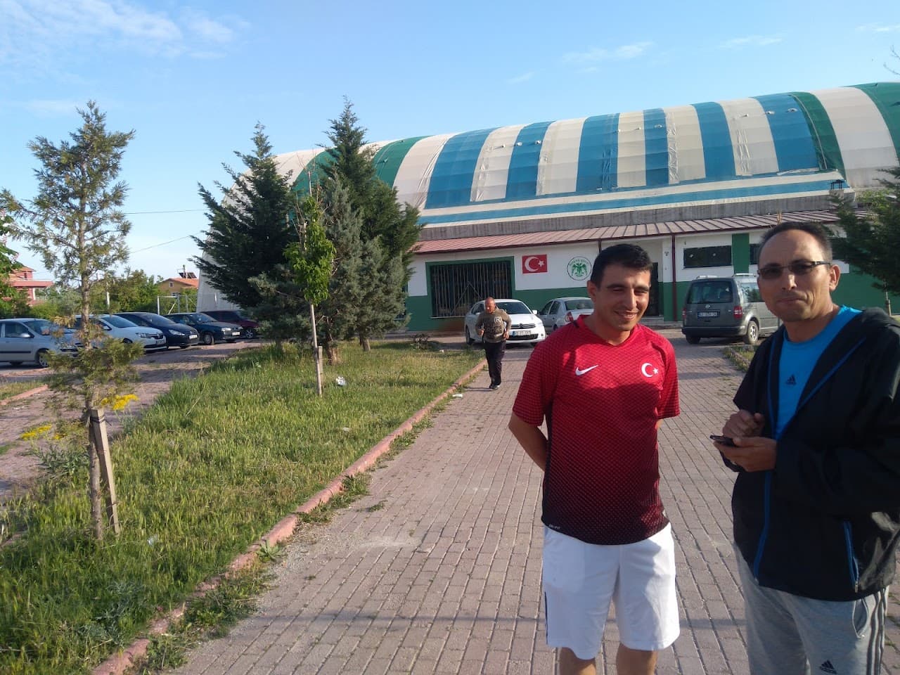 Konya Karahüyük halı saha 4