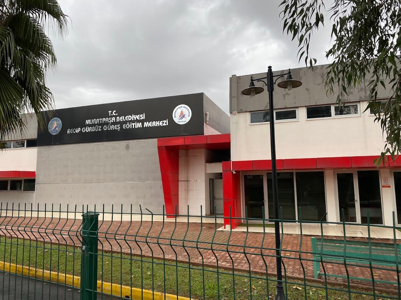 Muratpaşa Belediyesi Oyak Spor Tesisleri 2