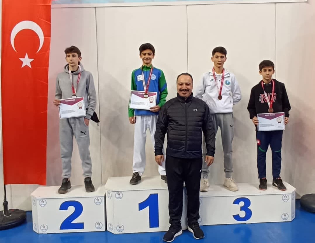 Dumlupınar Kapalı Spor Salonu 3