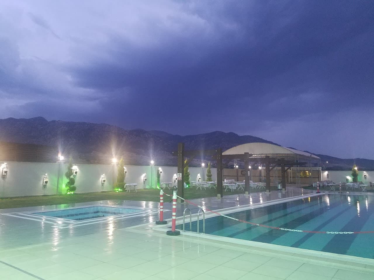 Buharkent Belediyesi Stadyumu 5