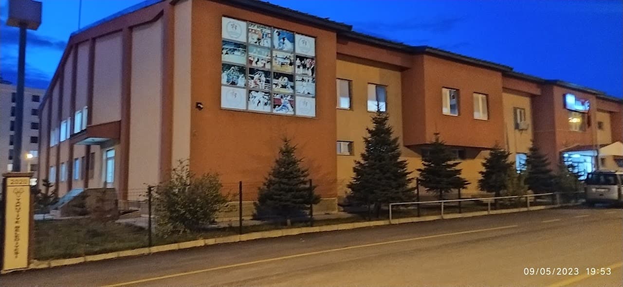 Yakutiye Spor Salonu 3