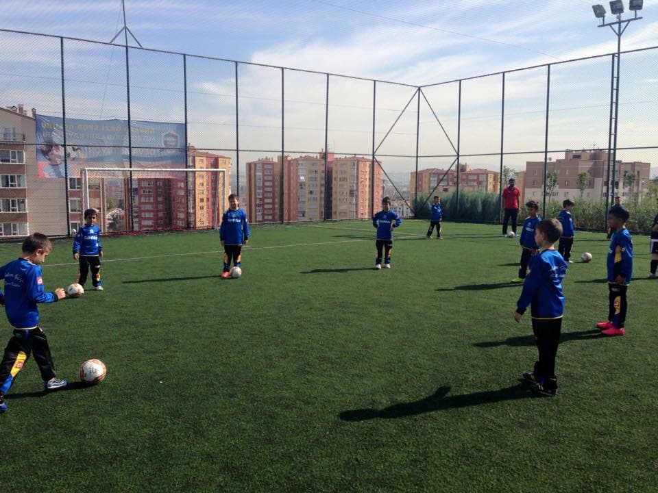 Ankara Gazi Spor Kulübü Futbol Akademisi Yenimahalle-Demetevler-Urankent Futbol Okulu 2