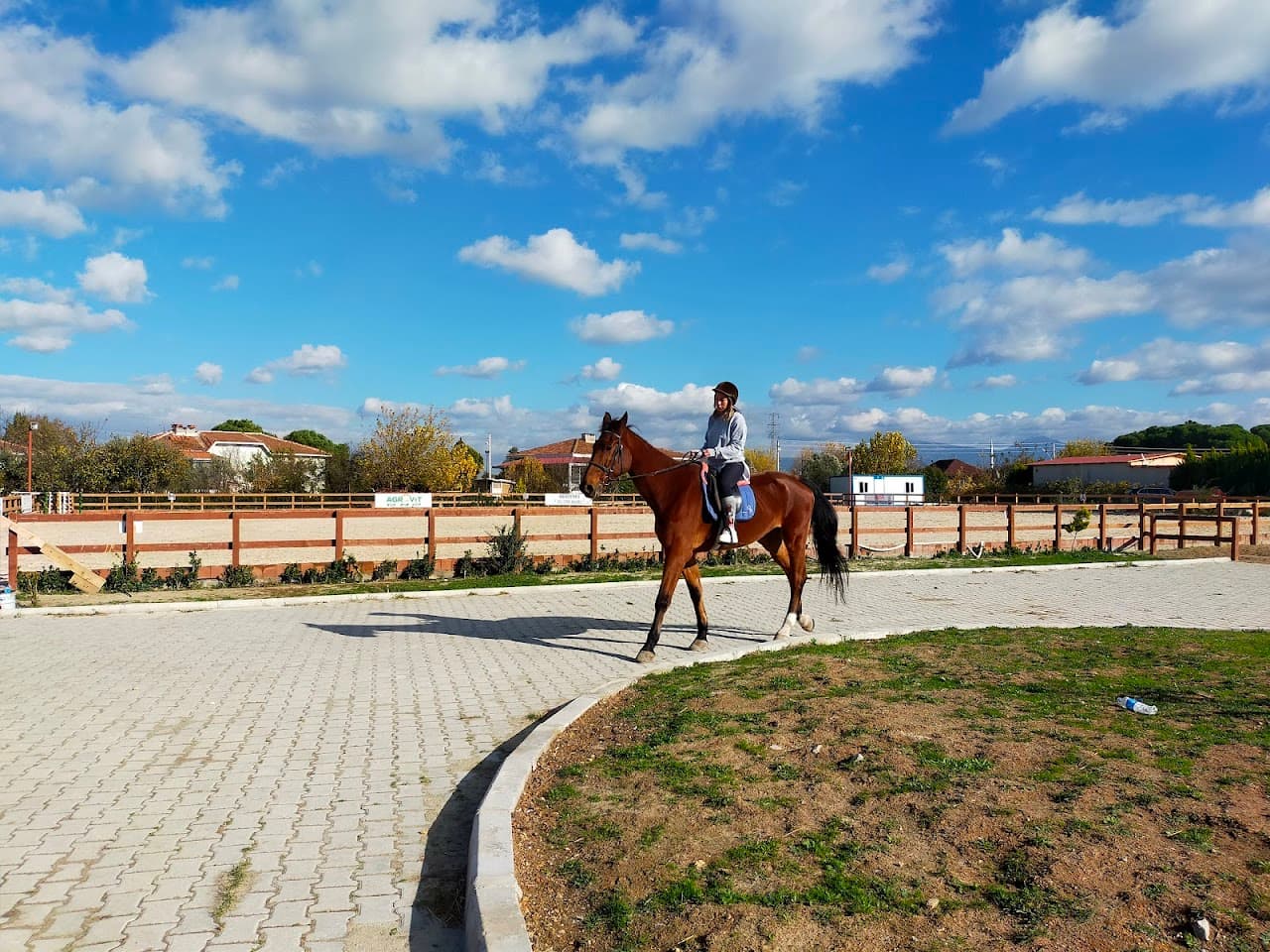 Menderes Atlı Spor Kulübü 3
