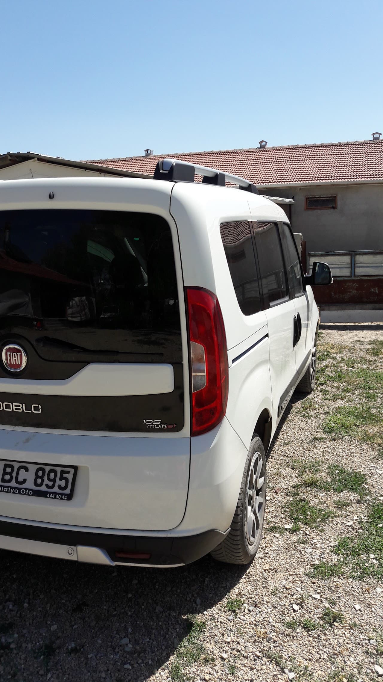 Bitlis Halı Saha Spor Kompleksi 4