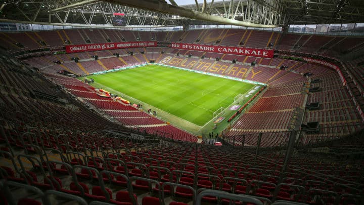 T.C Karabağlar Belediyesi Sevgi Mahallesi Futbol Halı Saha 3