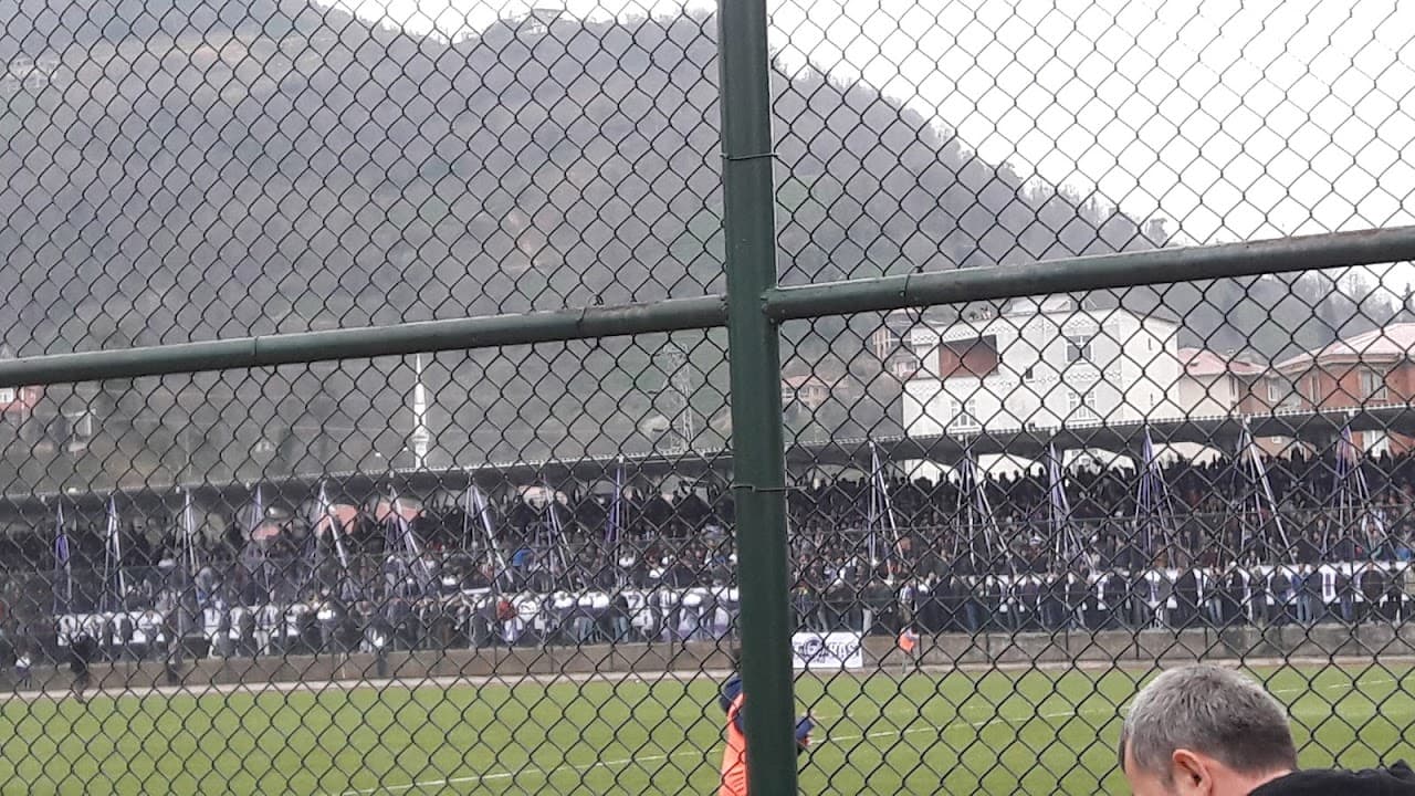 Hopa İlçe Stadı 3