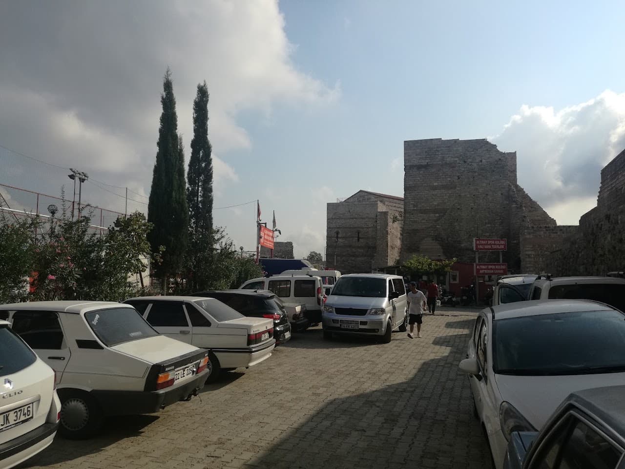 Altınay Spor Kulübü Halı Saha Tesisler 3